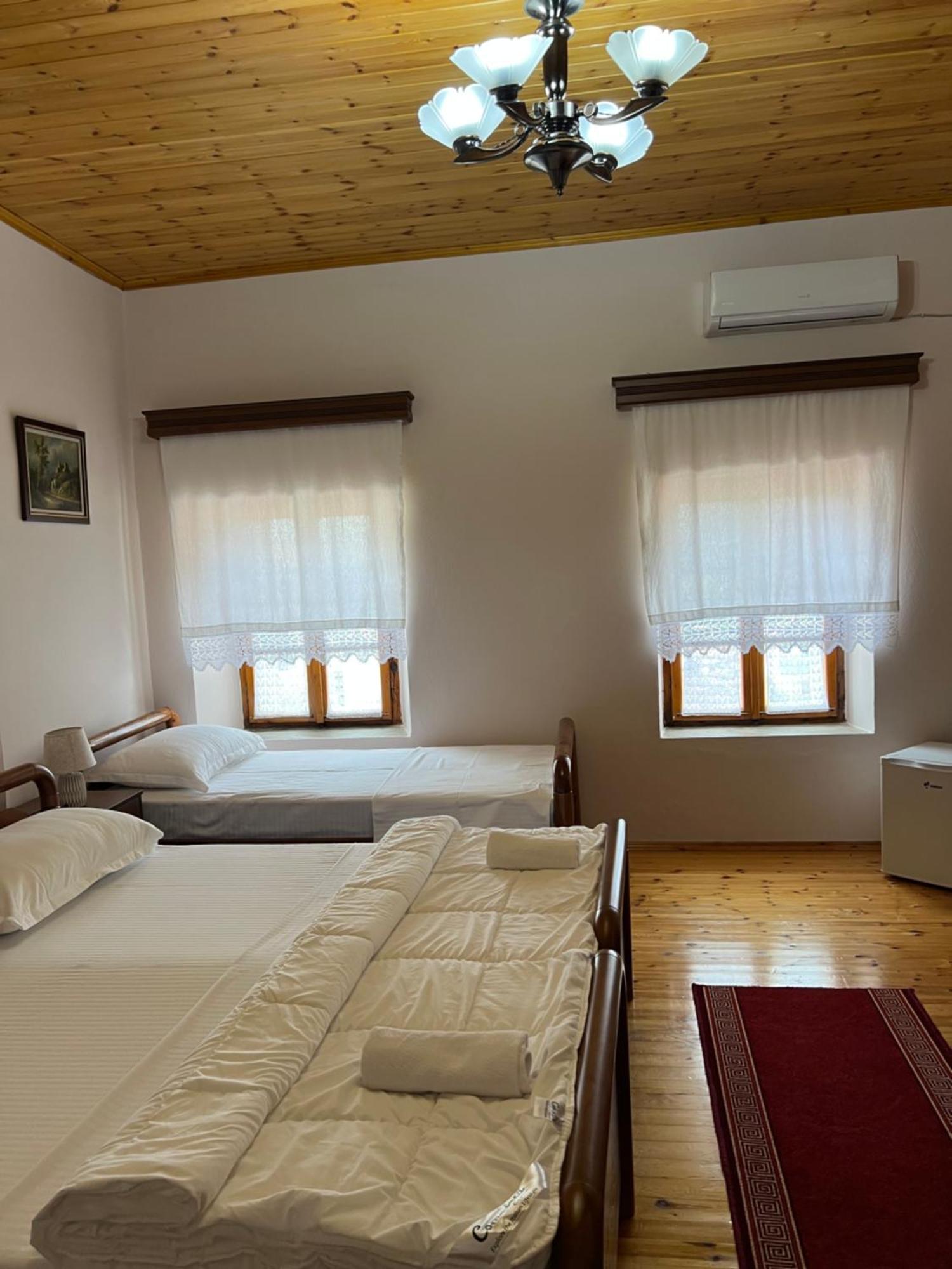 Dd Villa 3 Berat Exterior photo